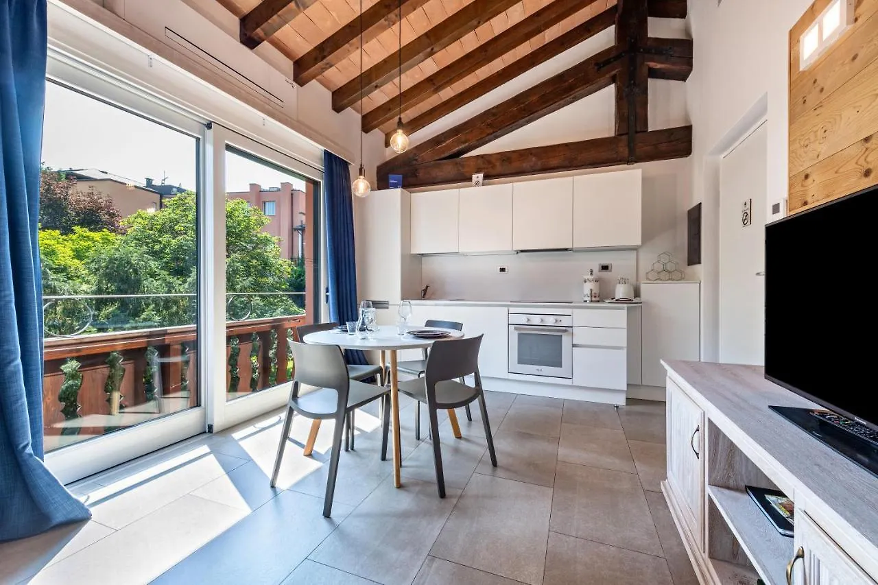 Al Segnavento Montese Apartamento Toscolano Maderno 0*,